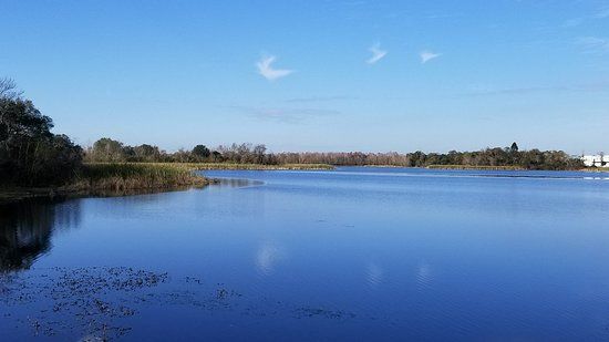 Airport Lakes Park